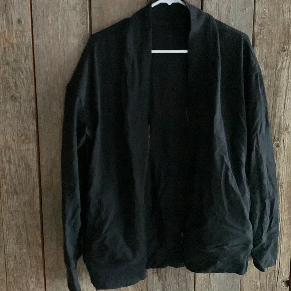 Lululemon sweatshirt